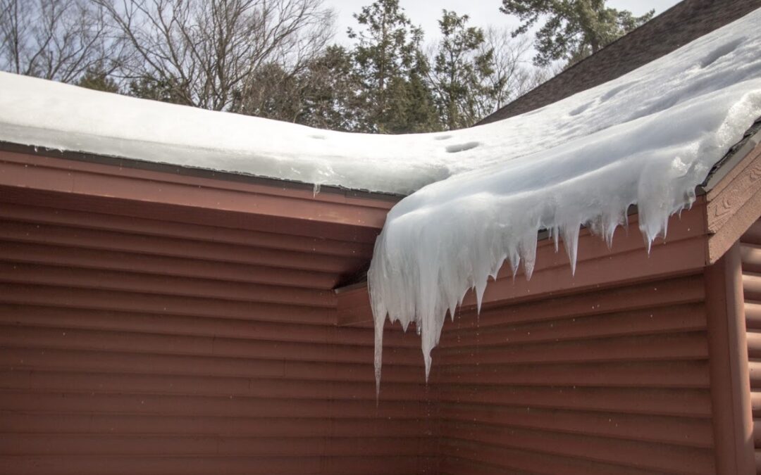 Common Winter Roof Problems in Minneapolis